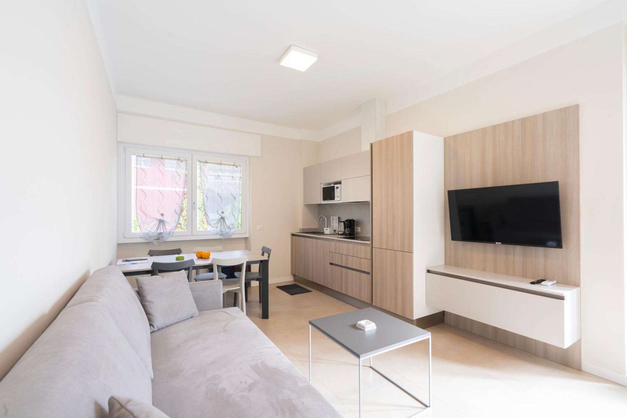 Borgo Alla Pieve Apartments Манерба-дель-Гарда Экстерьер фото
